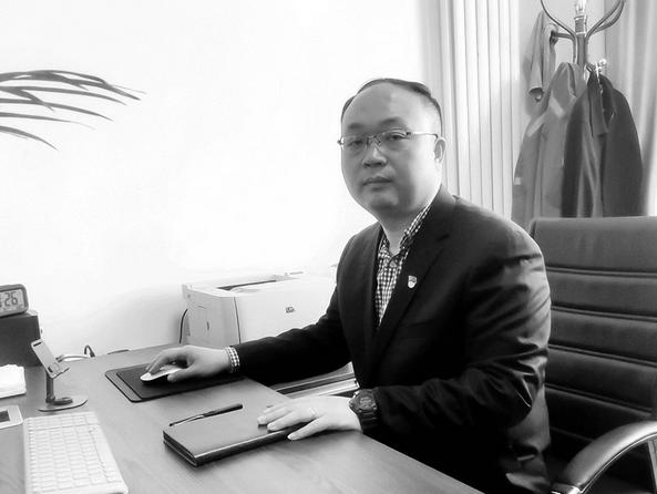 深耕内外两个市场 提升服务做实保障
