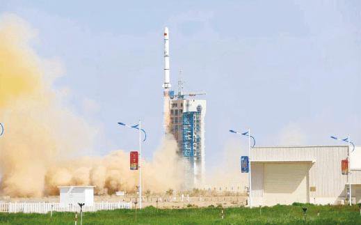 5 月 21 日,我校研制的“澳门科学一号”卫星 B 星发射成功