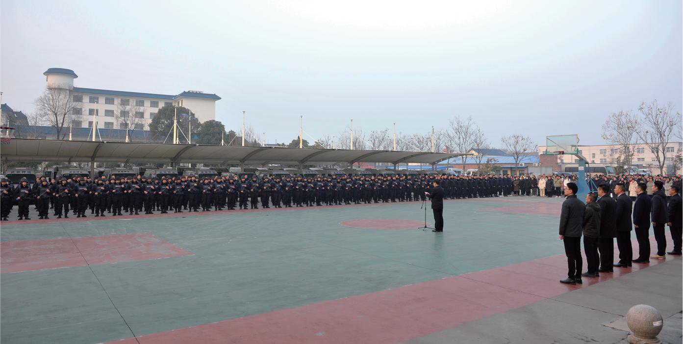 集团公司领导慰问春节坚守岗位保安押运员