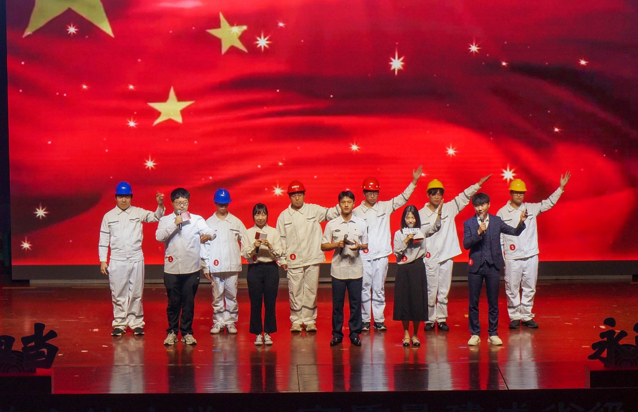 5 月 28 日,学校“青春铸思,理论启航”第二届“西塞之声”青年师生理论宣讲大赛在学校艺体馆隆重举行。本次大赛通过学校视频号进行全程直播,共吸引到了 2.4w 人在线观看,获得点赞量近4万次。