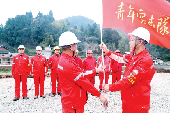 主题宣讲进一线