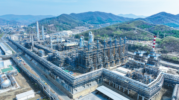 熱血圖強(qiáng)——吉林石化轉(zhuǎn)型升級(jí)項(xiàng)目建設(shè)全景紀(jì)實(shí)