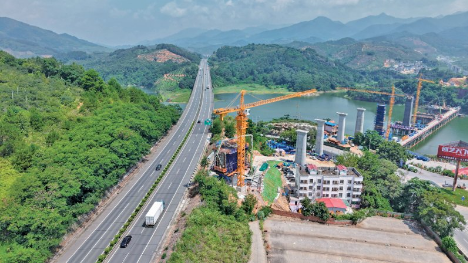 黃百鐵路廣西段首個(gè)連續(xù)梁開始澆筑