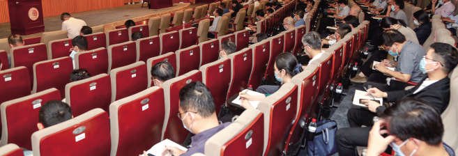 華僑大學持續(xù)推動主題教育高質量開展
