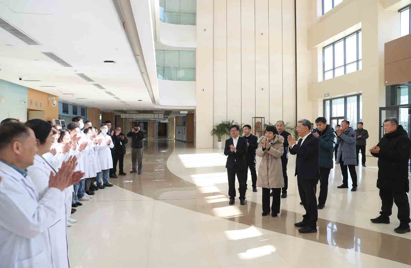 孫斌來山東大學(xué)第二醫(yī)院北院區(qū)春節(jié)走訪慰問