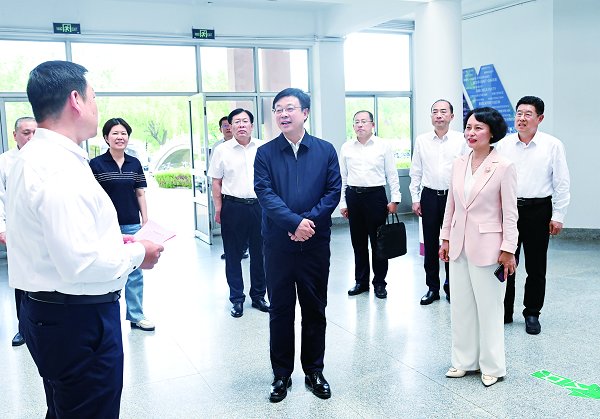 市委書記劉運到我校調(diào)研