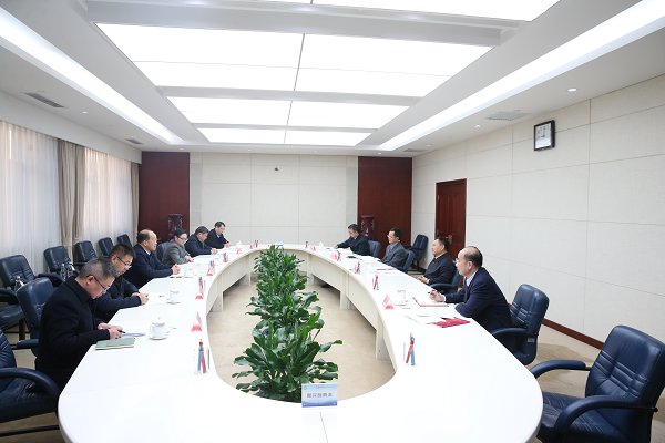 水利部部長李國英會見學(xué)校黨委書記何偉軍、校長黃艷
