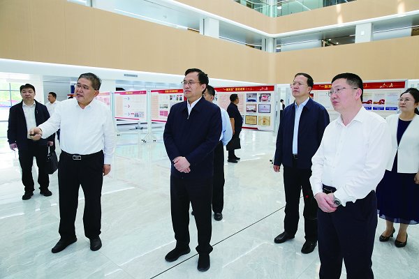 副省长宋军继来校（院）讲授思政课并调研