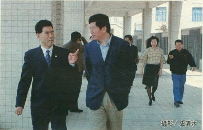 李大宁来我校视察