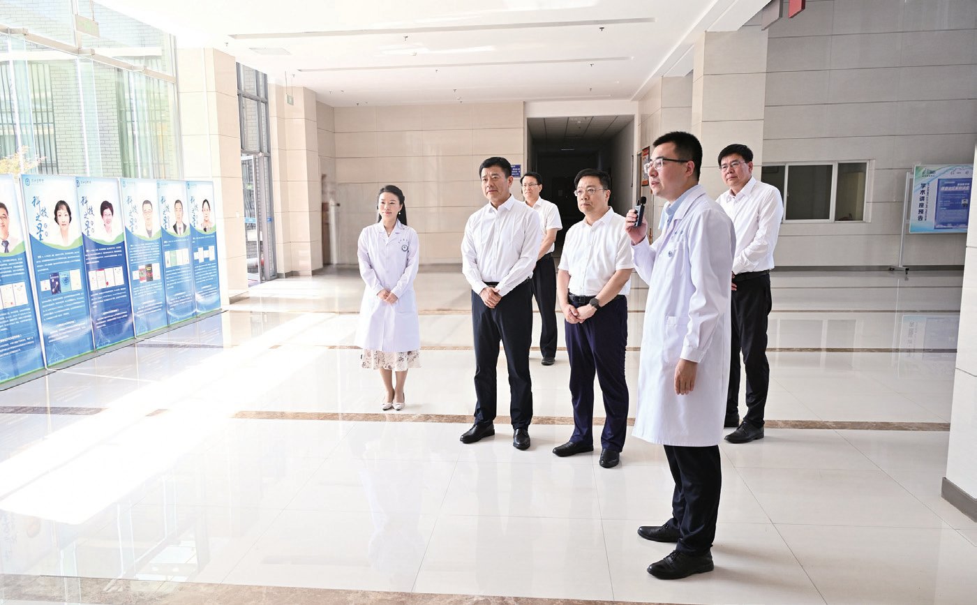 省教育廳廳長李明來校調(diào)研