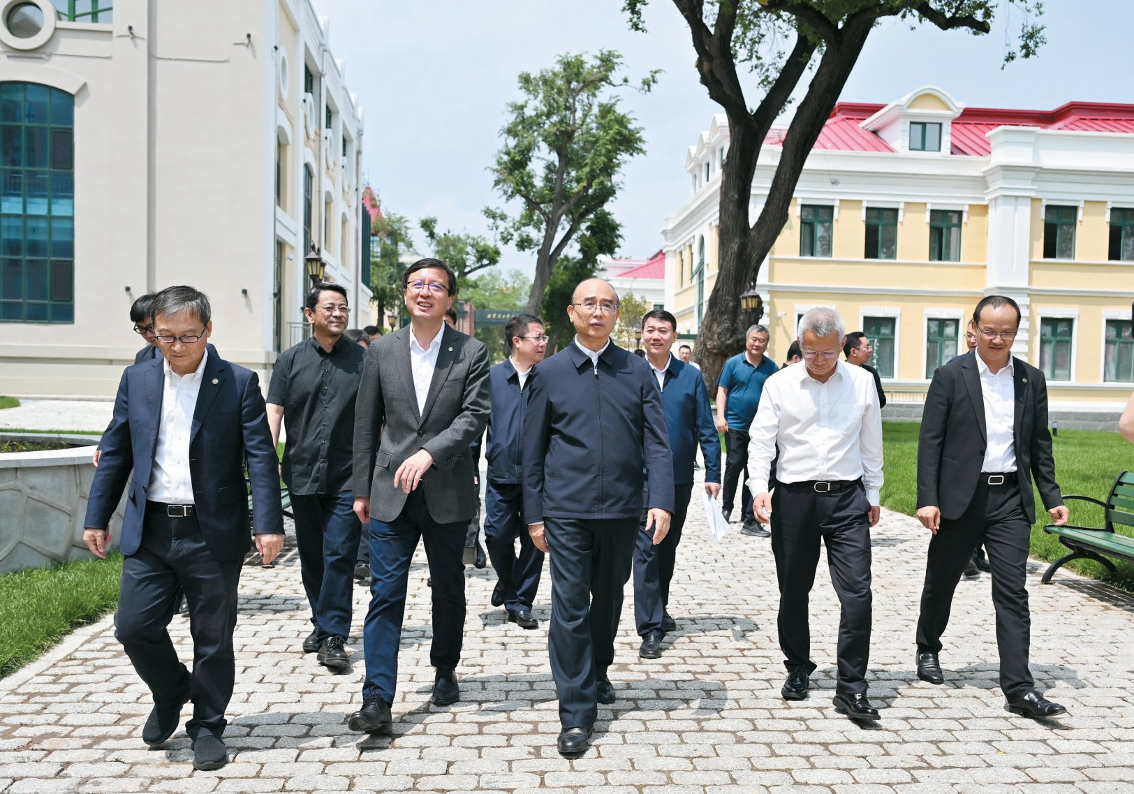 牢记习近平总书记殷切嘱托为强国复兴伟业作出新贡献