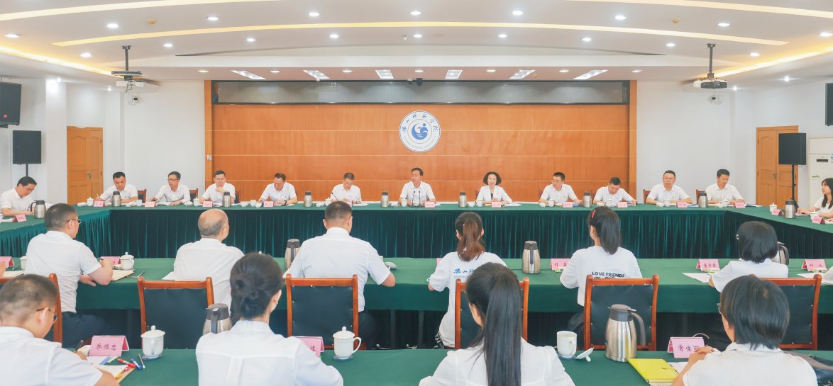 市委書記趙波來我校宣講省委十二屆七次全會(huì)精神并作形勢(shì)政策報(bào)告