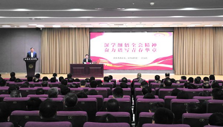 省委常委、常務(wù)副省長張海波到校講授思政課并調(diào)研