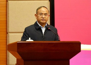 學(xué)校召開(kāi)領(lǐng)導(dǎo)干部會(huì)議傳達(dá)學(xué)習(xí)貫徹黨的二十屆四中全會(huì)精神