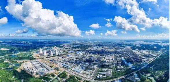 公司承建的广西石化炼化一体化转型升级项目120万吨/年乙烯装置一次开车成功